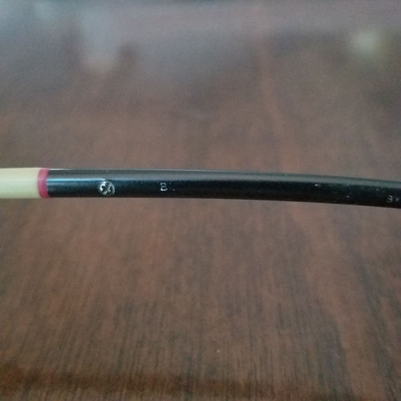 Glasses - Picture 13 of 16